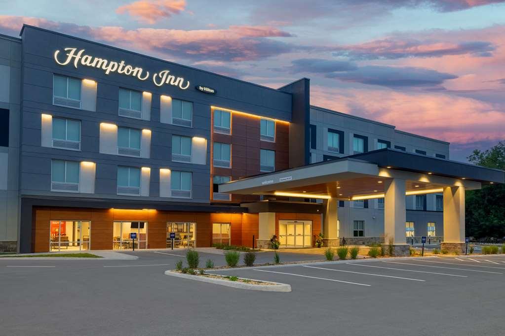 Hampton Inn By Hilton Port Hope Cobourg Buitenkant foto
