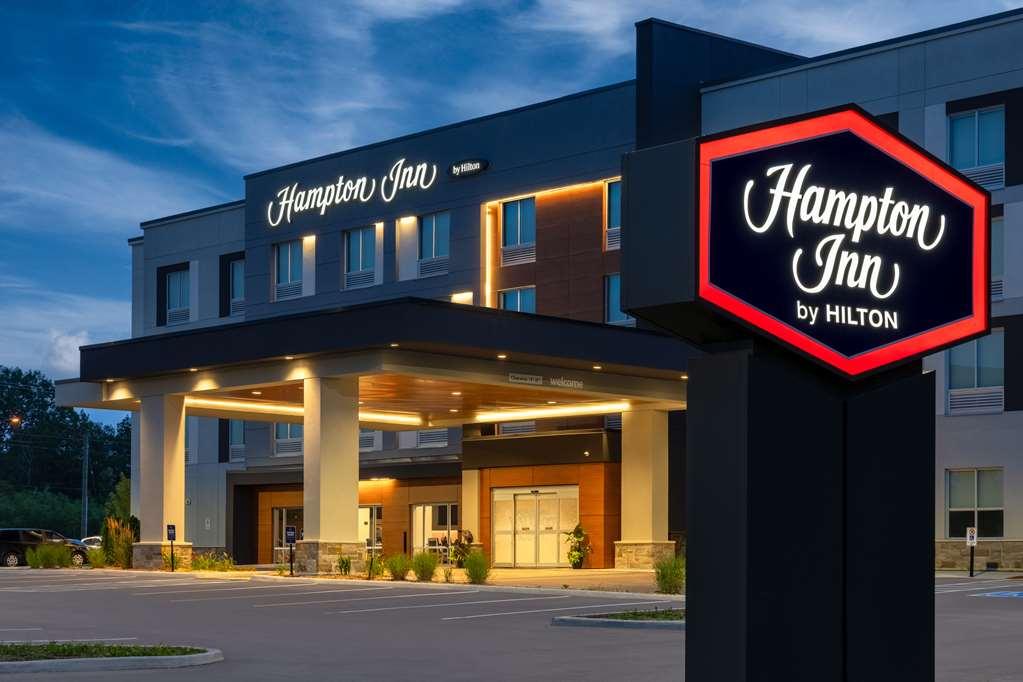Hampton Inn By Hilton Port Hope Cobourg Buitenkant foto